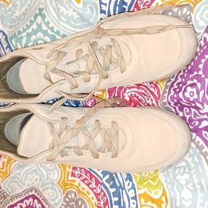 Sorel "Evie" lace up boots Size 8.5